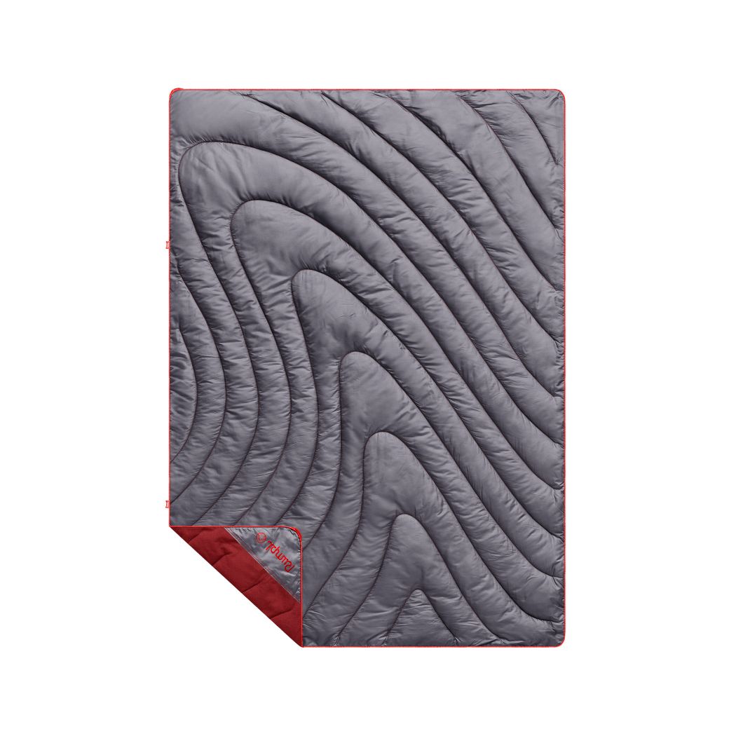 Campfire Puffy Throw Blanket - Cherry Charcoal
