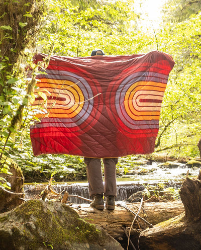 Outdoor comfort blankets